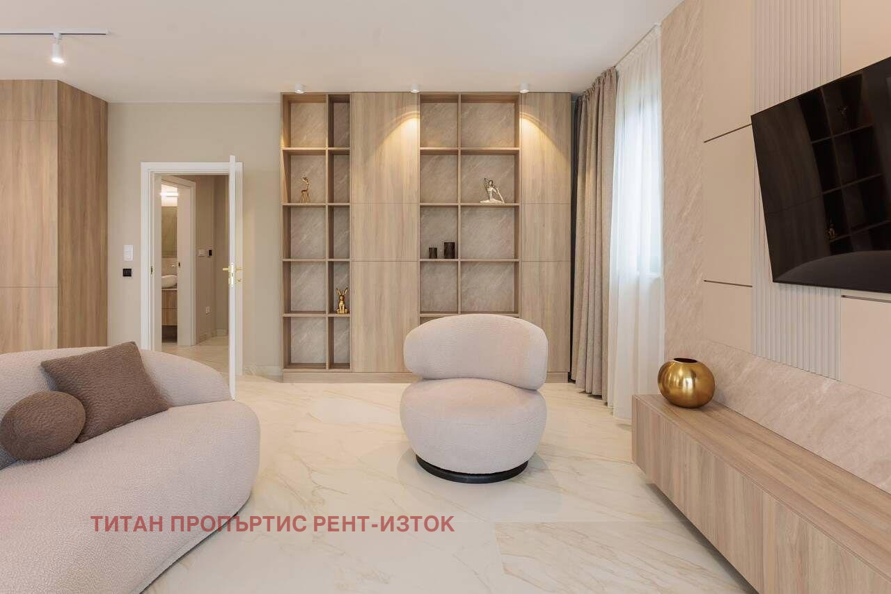 Дава под наем КЪЩА, гр. Бургас, Сарафово, снимка 2 - Къщи - 52439947