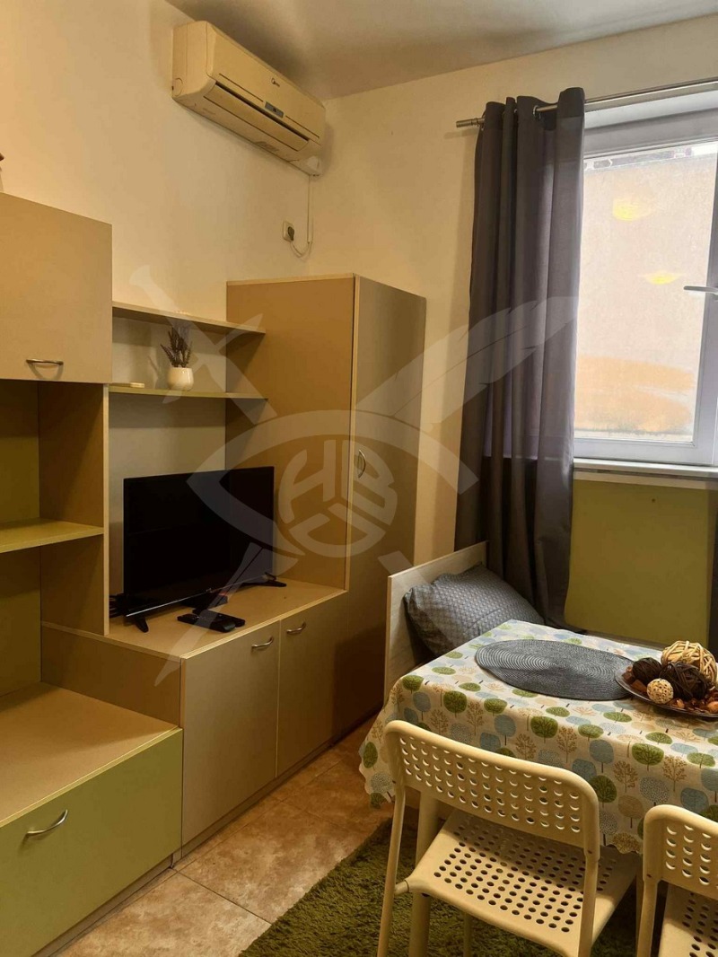 Издаје се  Студио Варна , м-т Салтанат , 27 м2 | 53551134 - слика [3]