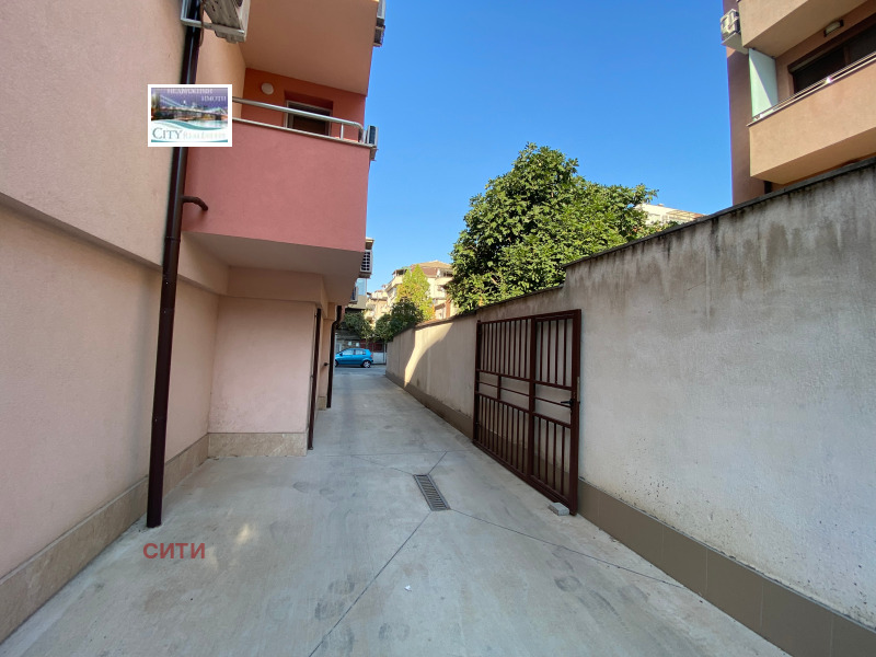 Дава под наем  2-стаен град Пловдив , Център , 64 кв.м | 98895509 - изображение [13]