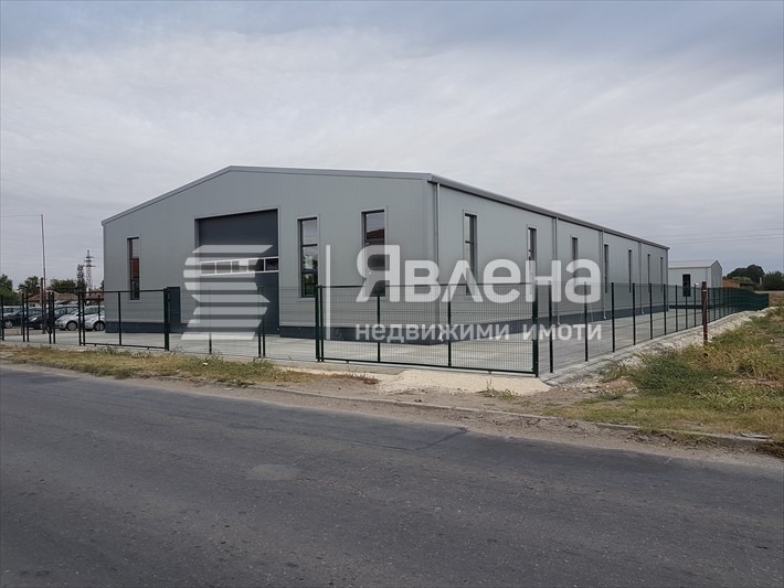 K pronájmu  Úložný prostor oblast Plovdiv , Jagodovo , 1000 m2 | 42744306