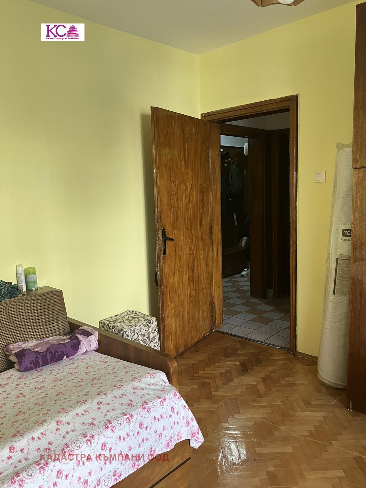 Дава под наем СТАЯ, гр. София, Иван Вазов, снимка 2 - Стаи под наем - 54743720