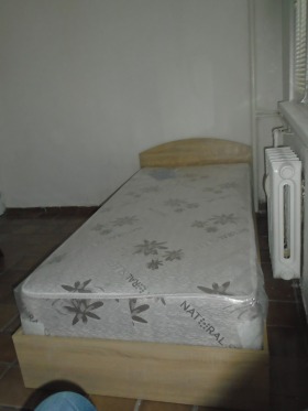 Kamer Dianabad, Sofia 4