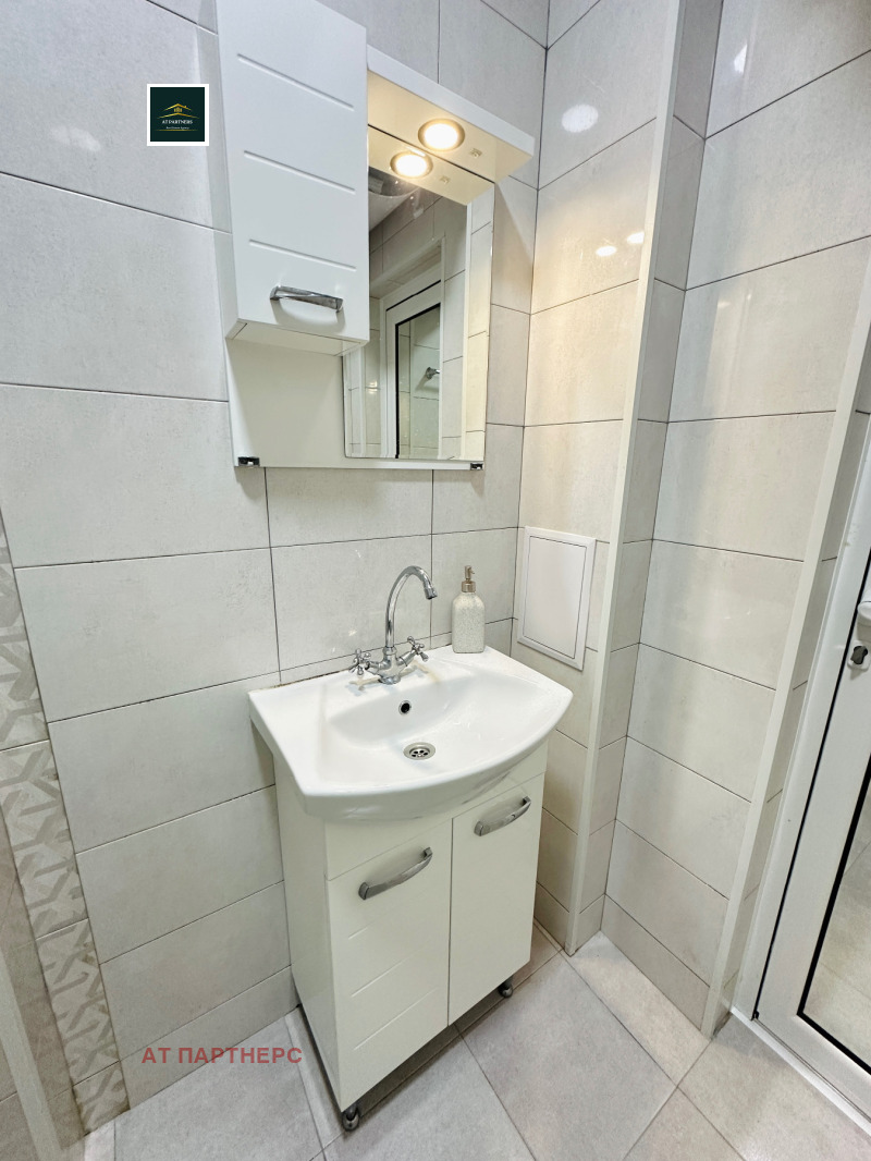 A louer  2 chambres Sofia , Zona B-5 , 100 m² | 35083521 - image [12]