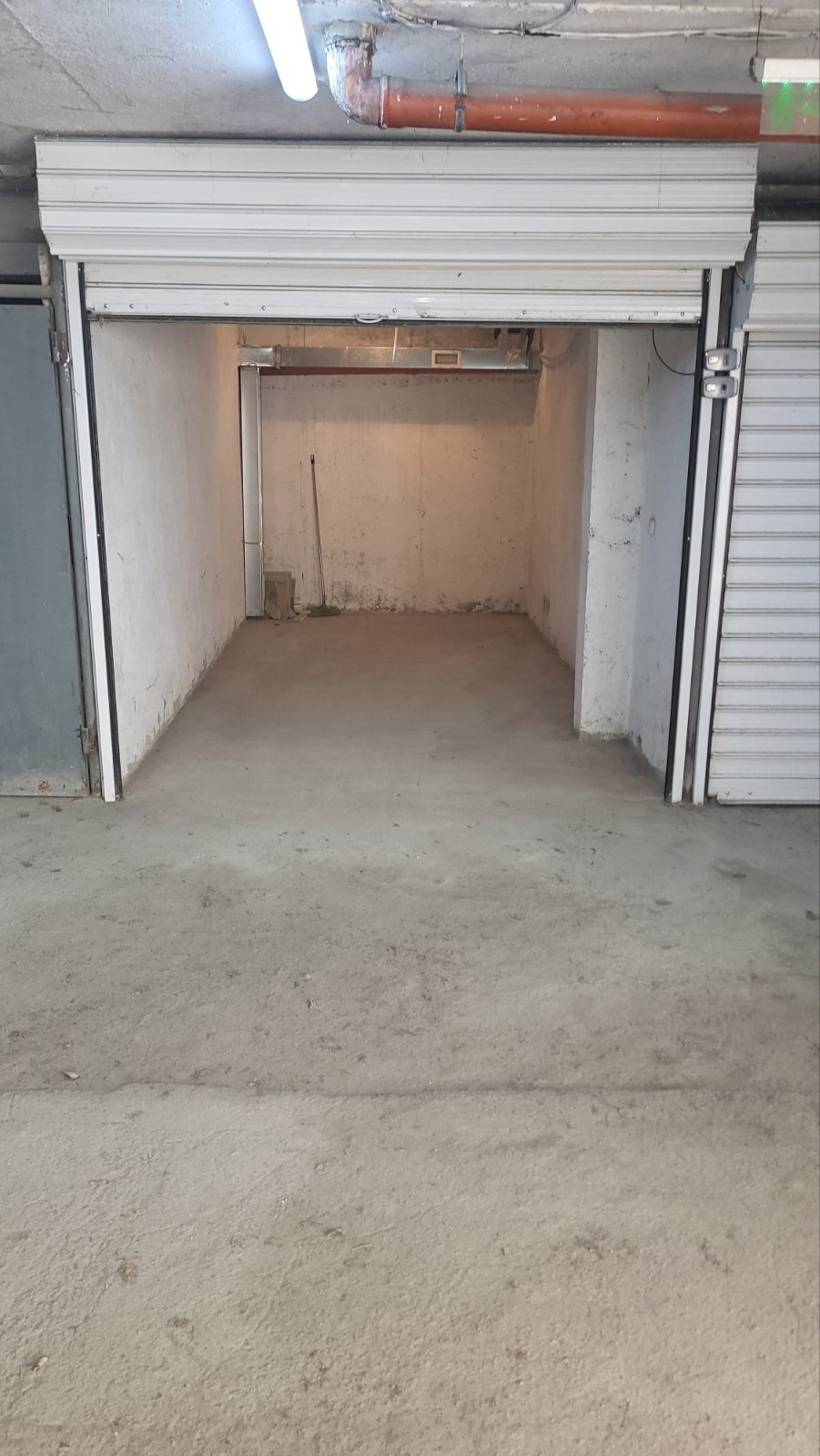 Дава под наем ГАРАЖ, ПАРКОМЯСТО, гр. София, Зона Б-18, снимка 3 - Гаражи и паркоместа - 54215825