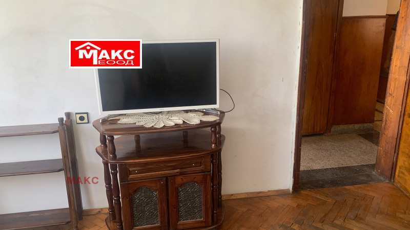 Zu vermieten  1 Schlafzimmer Pernik , Zentar , 72 qm | 60554363 - Bild [5]