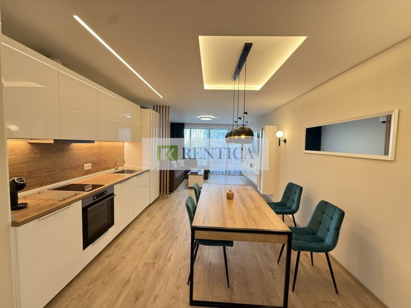 Дава под нем  2-стаен, град Варна, м-т Ален мак •  650 € • ID 21324816 — holmes.bg - [1] 