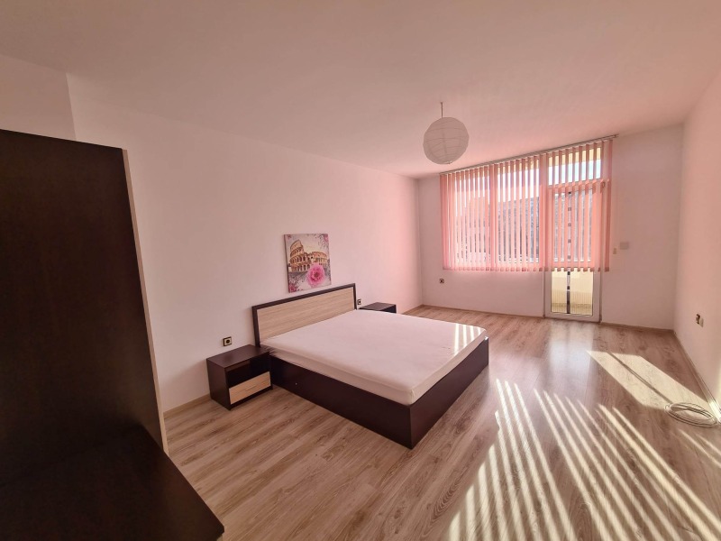 K pronájmu  1 ložnice Chaskovo , Centar , 70 m2 | 56456640 - obraz [6]