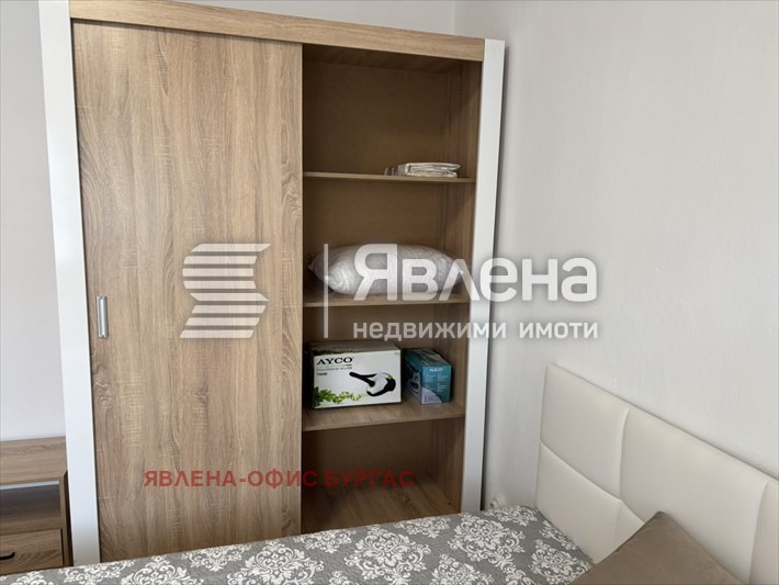 Дава под наем 3-СТАЕН, гр. Бургас, Славейков, снимка 10 - Апартаменти - 52656626