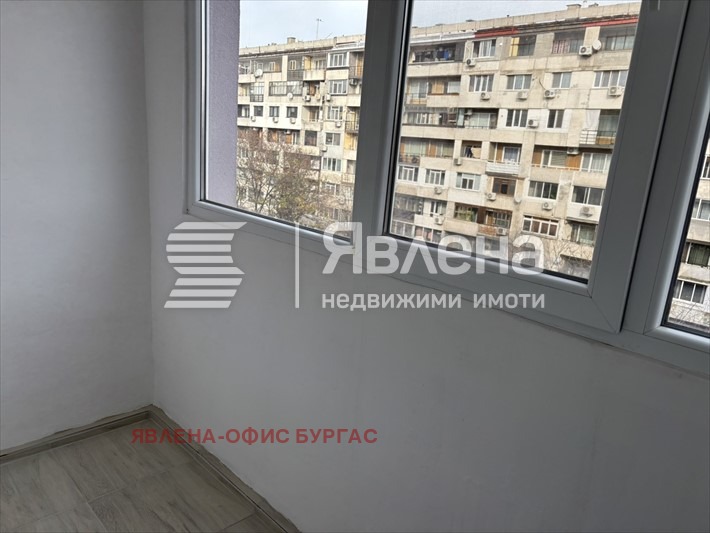 Дава под наем 3-СТАЕН, гр. Бургас, Славейков, снимка 14 - Апартаменти - 52656626