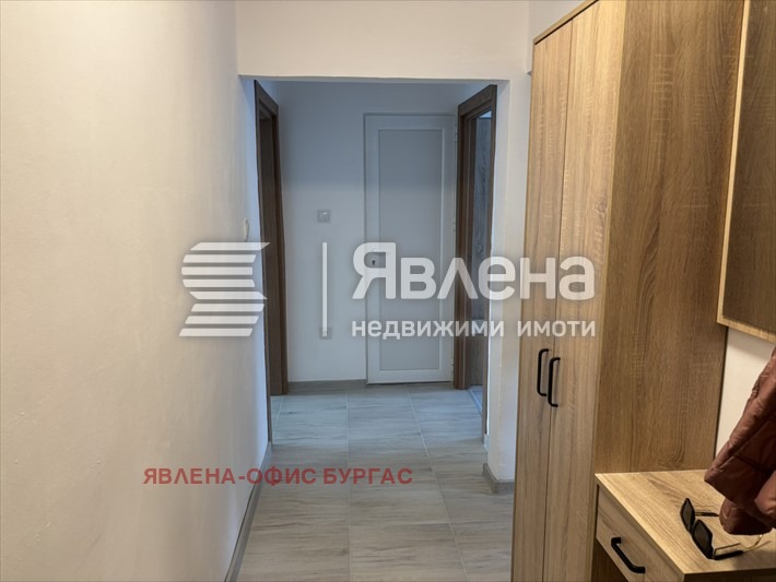 Дава под наем 3-СТАЕН, гр. Бургас, Славейков, снимка 7 - Апартаменти - 52656626