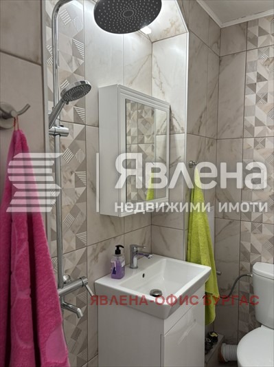 Дава под наем 3-СТАЕН, гр. Бургас, Славейков, снимка 15 - Апартаменти - 52656626