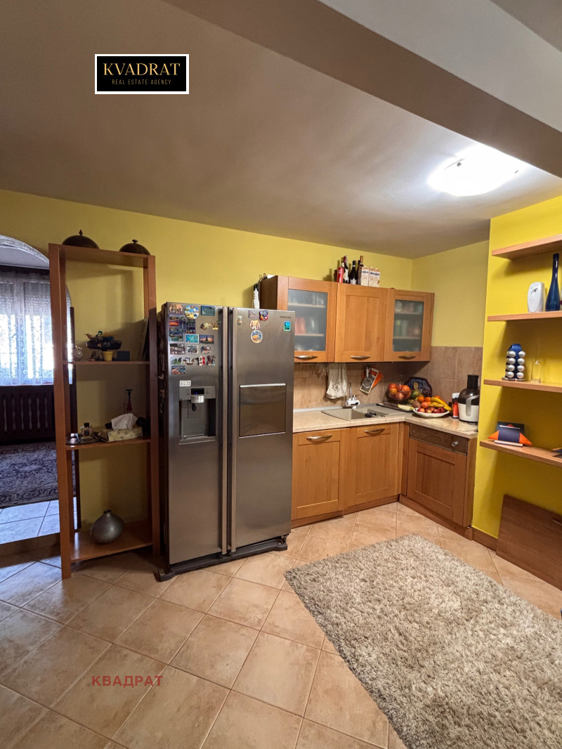 Дава под наем 4-СТАЕН, гр. София, Белите брези, снимка 3 - Апартаменти - 52859922