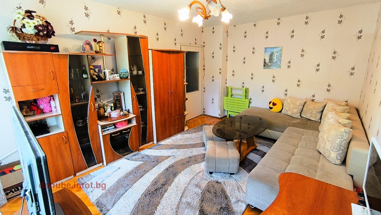 Дава под наем 2-СТАЕН, гр. Русе, Здравец Изток, снимка 6 - Апартаменти - 54193761