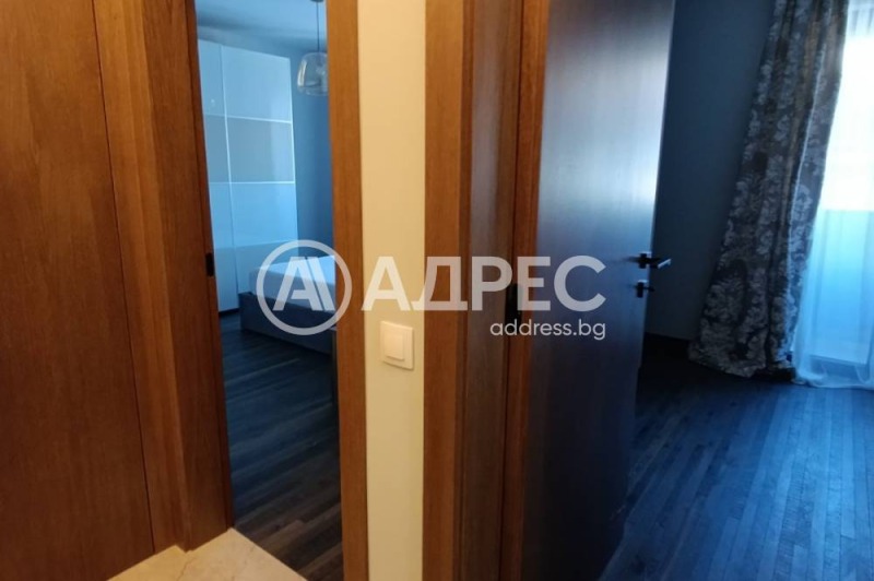 Издаје се  2 спаваће собе Софија , Центар , 80 м2 | 47054987 - слика [6]