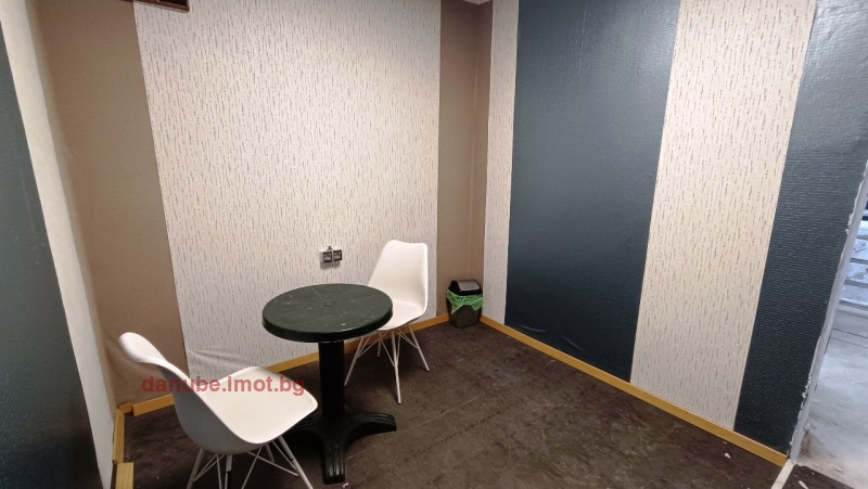 Дава под наем МАГАЗИН, гр. Русе, Център, снимка 6 - Магазини - 52991936