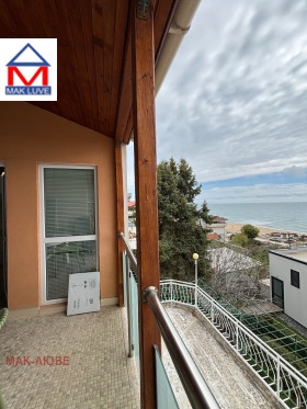 Étage de la maison k.k. Slantchev den, Varna 2