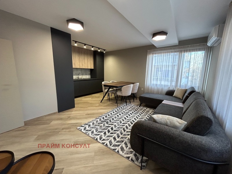 Дава под наем 2-СТАЕН, гр. Пловдив, Център, снимка 4 - Апартаменти - 53508511