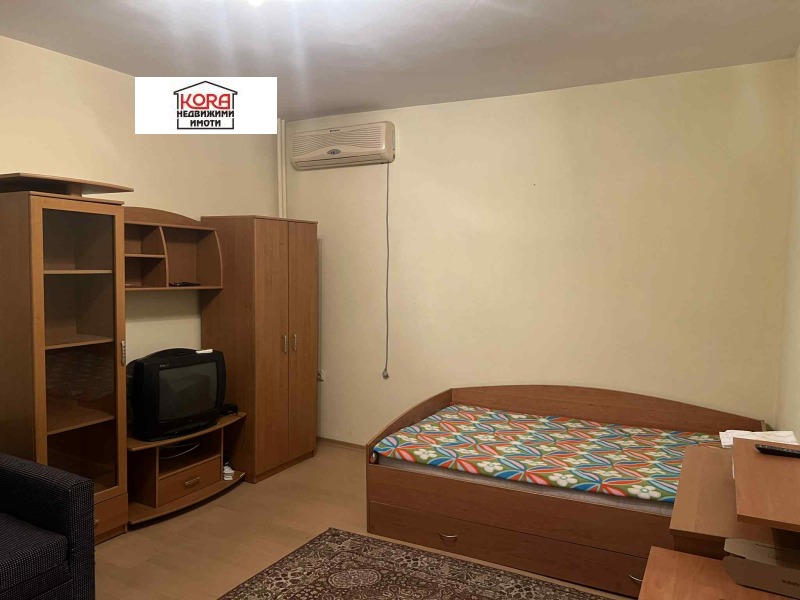 A louer  Studio Pleven , Idealen tsentar , 45 m² | 87642234