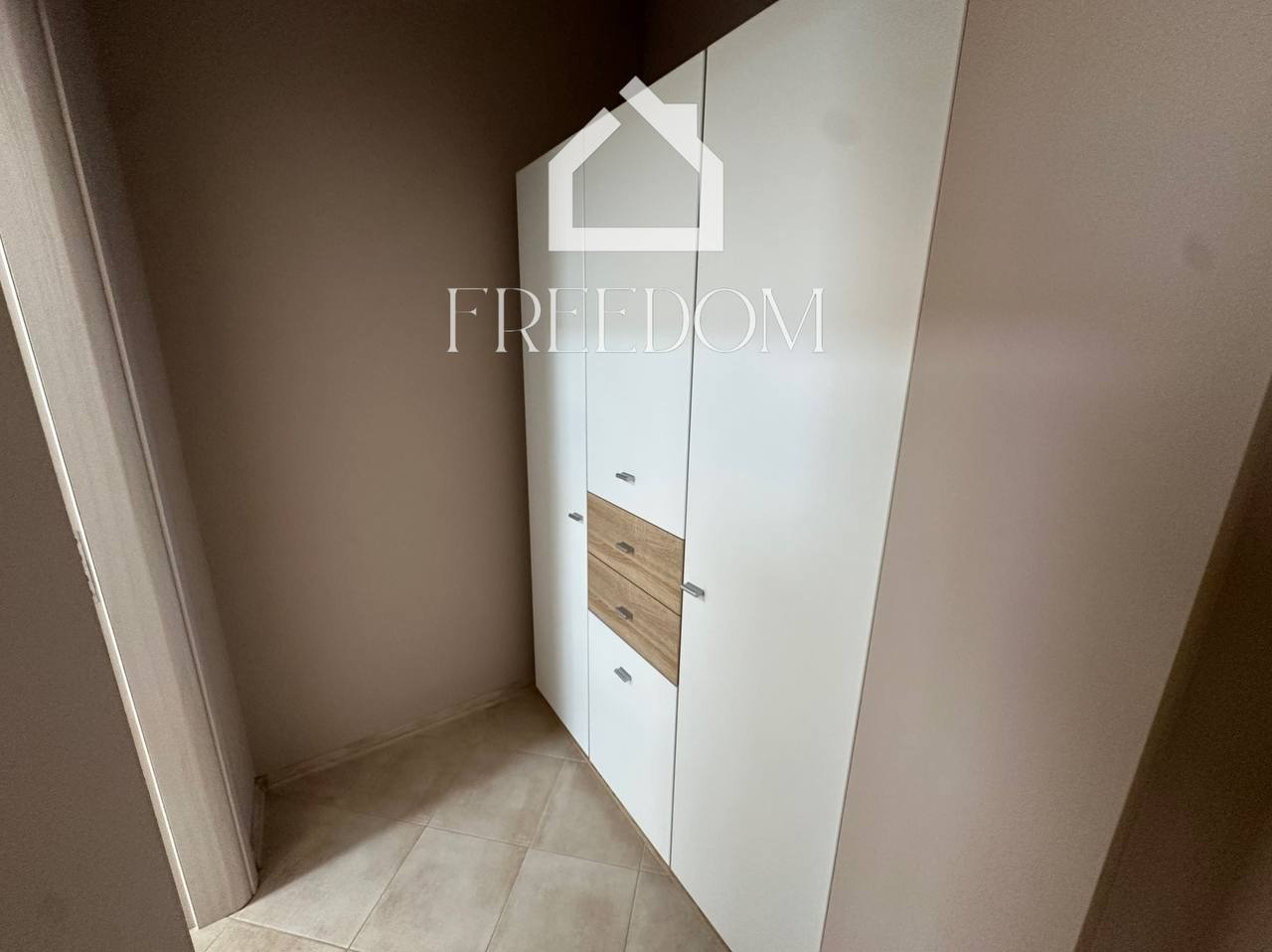 Дава под наем 2-СТАЕН, гр. Варна, Изгрев, снимка 7 - Апартаменти - 54362357