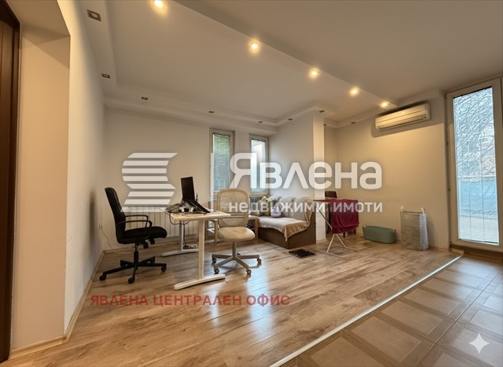 Дава под наем 2-СТАЕН, гр. София, Изток