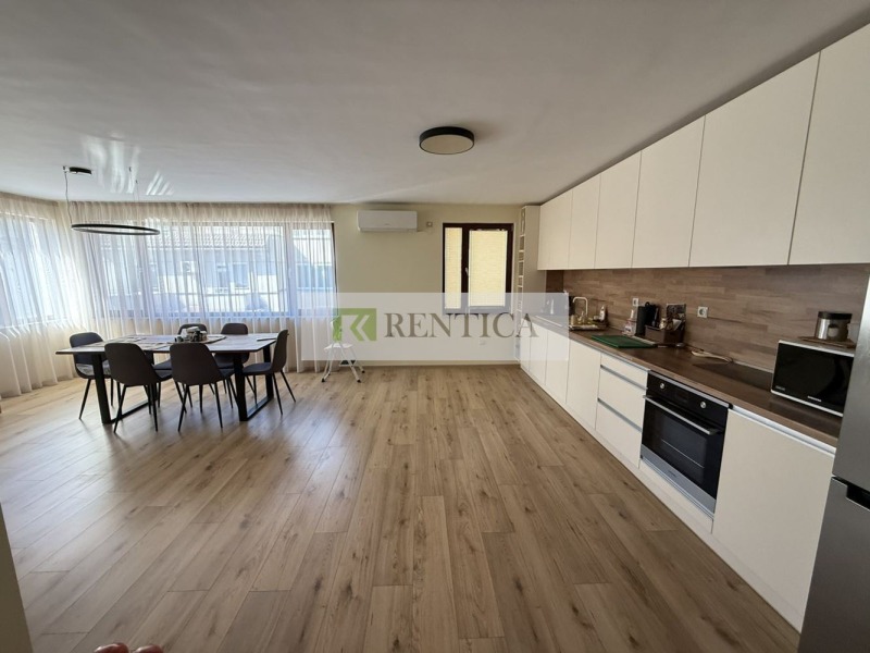 Дава под наем  3-стаен град Варна , Център , 130 кв.м | 99087940