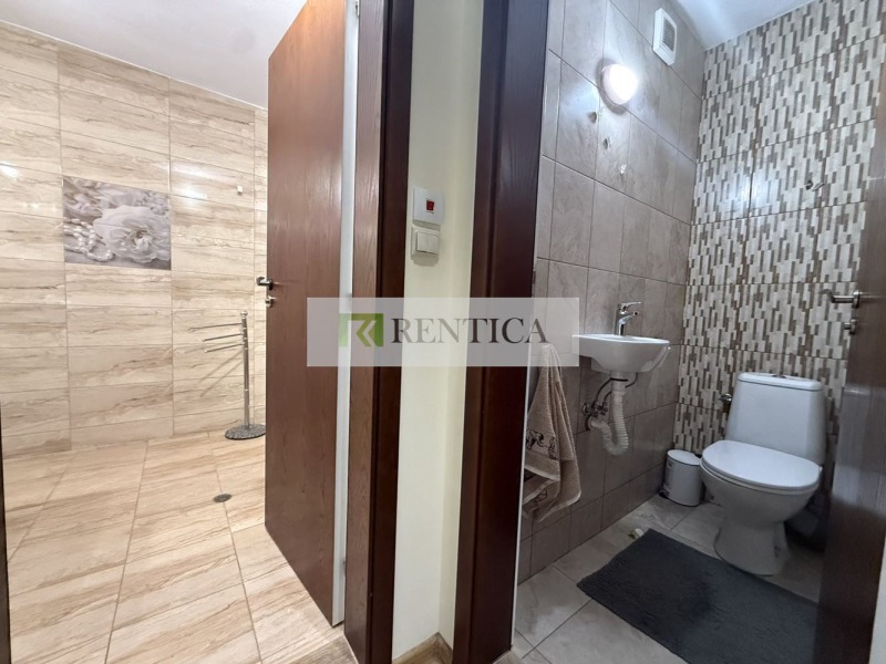 De inchiriat  2 dormitoare Varna , Țentâr , 130 mp | 99087940 - imagine [15]