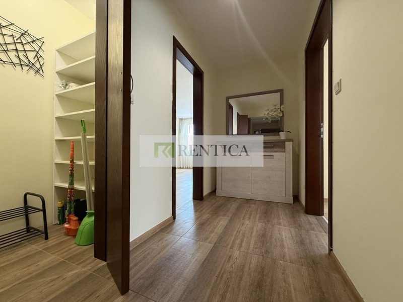 De inchiriat  2 dormitoare Varna , Țentâr , 130 mp | 99087940 - imagine [12]