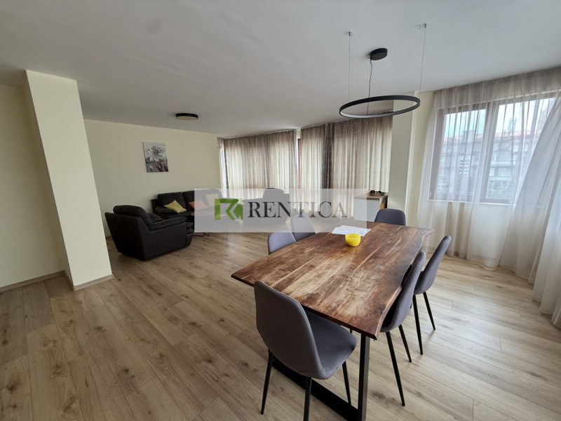 De inchiriat  2 dormitoare Varna , Țentâr , 130 mp | 99087940 - imagine [5]