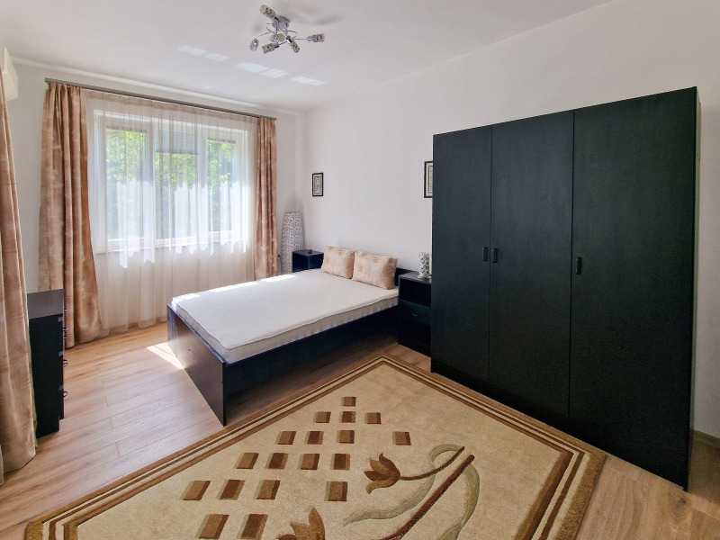 Kiadó  2 hálószobás Sofia , Centar , 100 négyzetméter | 22412572 - kép [4]