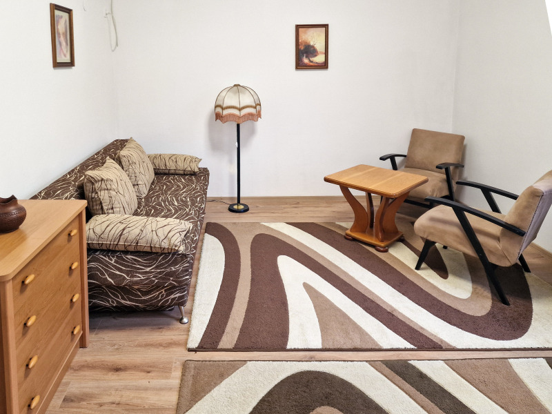Kiadó  2 hálószobás Sofia , Centar , 100 négyzetméter | 22412572 - kép [6]
