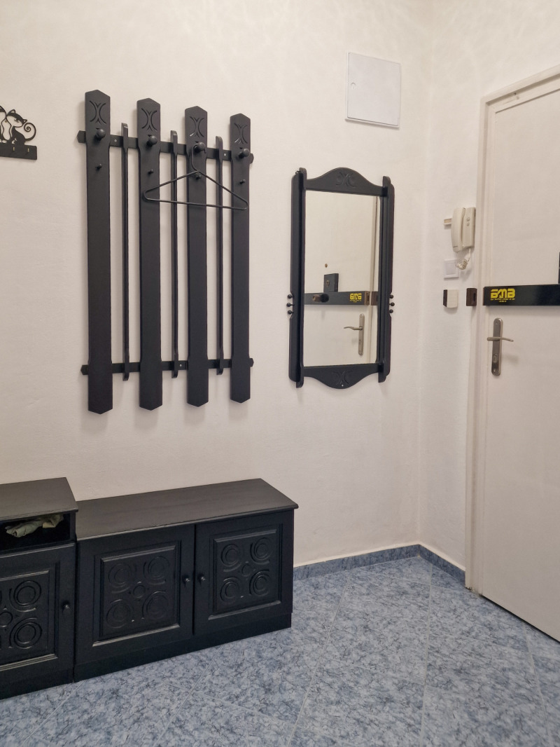 Kiadó  2 hálószobás Sofia , Centar , 100 négyzetméter | 22412572 - kép [13]