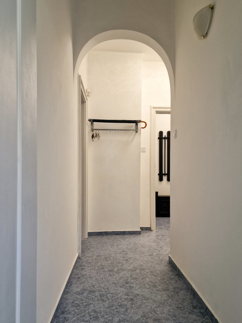 Kiadó  2 hálószobás Sofia , Centar , 100 négyzetméter | 22412572 - kép [14]