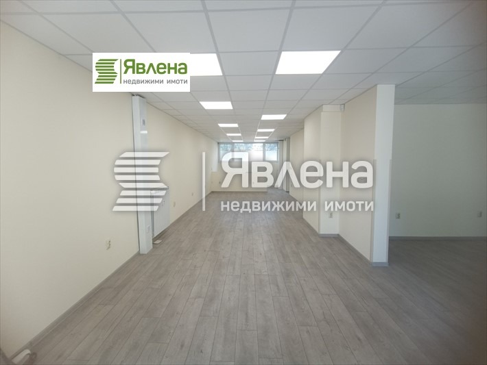 Para alugar  Comprar Sofia , Zona B-5 , 136 m² | 20152411 - imagem [2]