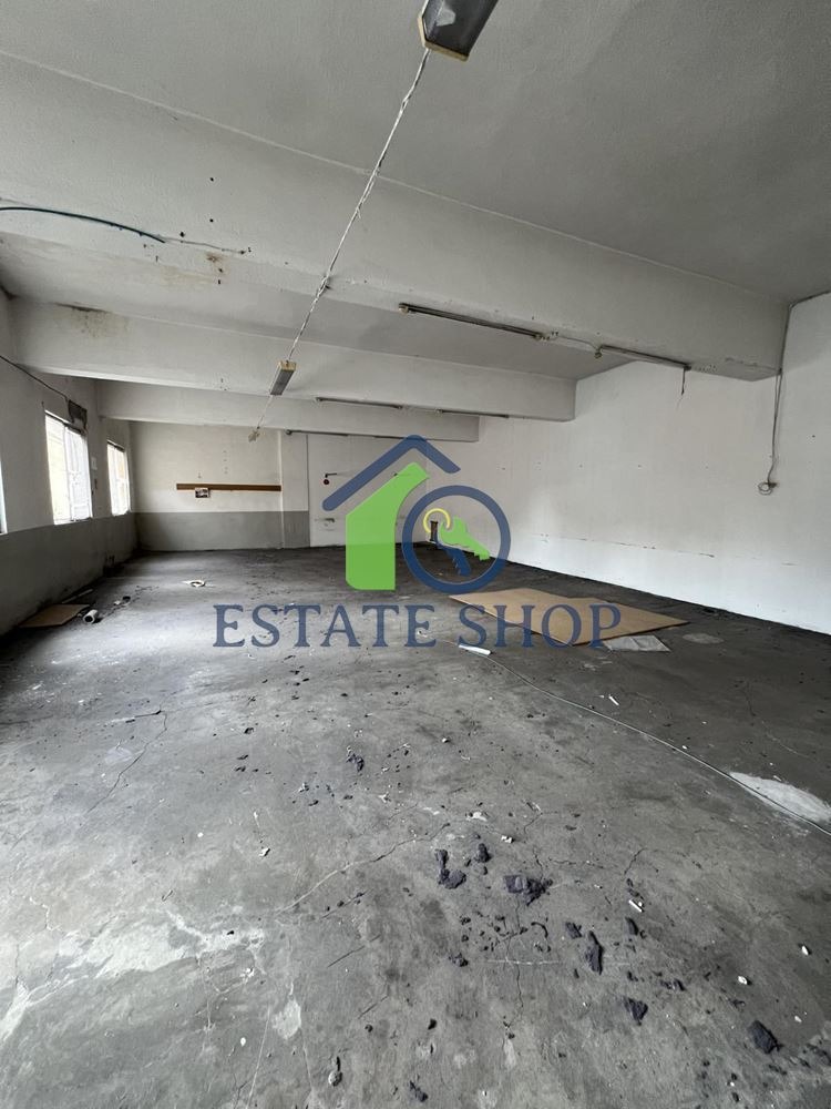 För uthyrning  Industribyggnad Plovdiv , Industrialna zona - Iztok , 153 kvm | 42291710