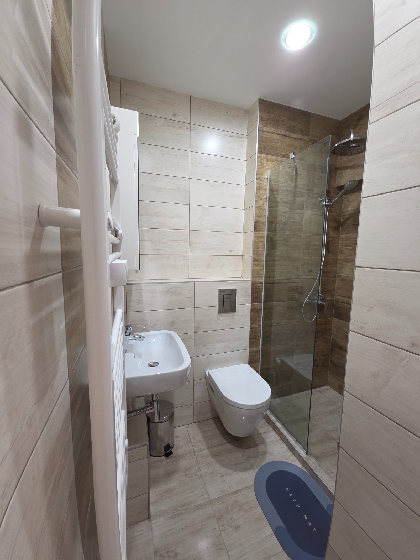 Дава под наем 2-СТАЕН, гр. Плевен, Идеален център, снимка 7 - Апартаменти - 53885028