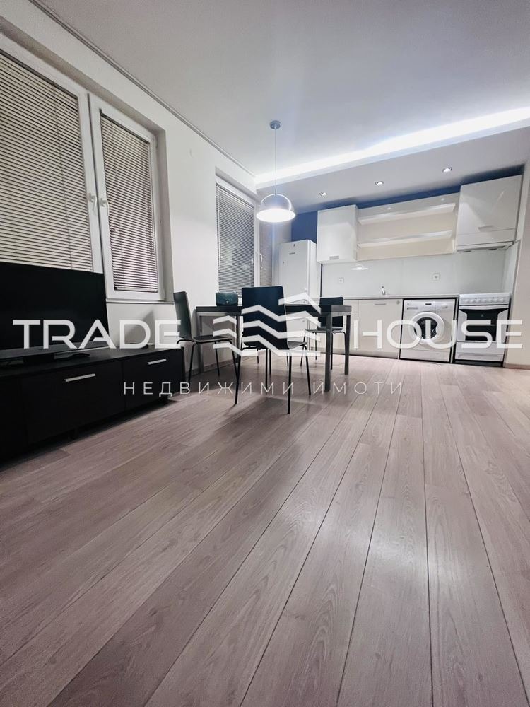 Te huur  Studio Plovdiv , Kjutsjuk Parizj , 55 m² | 60259303 - afbeelding [2]
