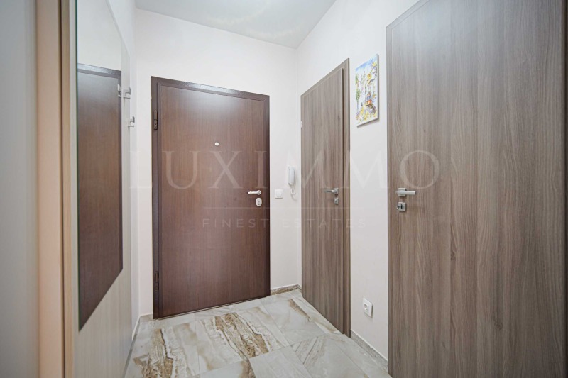 Издаје се  2 спаваће собе Софија , Красно село , 98 м2 | 36027939 - слика [15]
