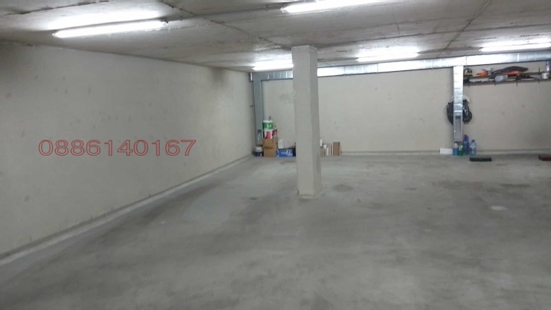 Дава под наем ГАРАЖ, ПАРКОМЯСТО, гр. Варна, Център