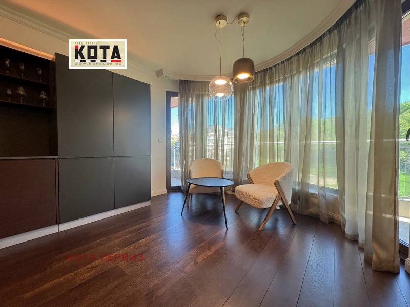 Дава под нем  3-стаен, град София, Лозенец • 2 400 EUR • ID 93254914 — holmes.bg - [1] 