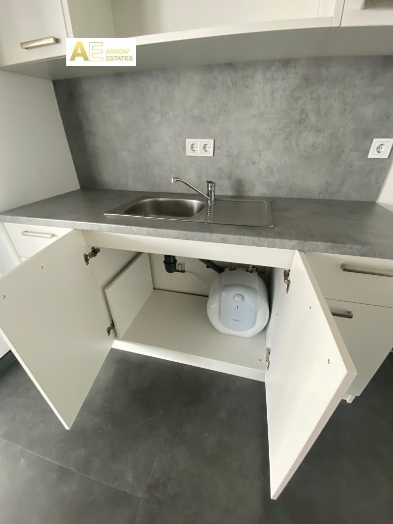 De inchiriat  Birou Sofia , Țentâr , 220 mp | 29759212 - imagine [4]