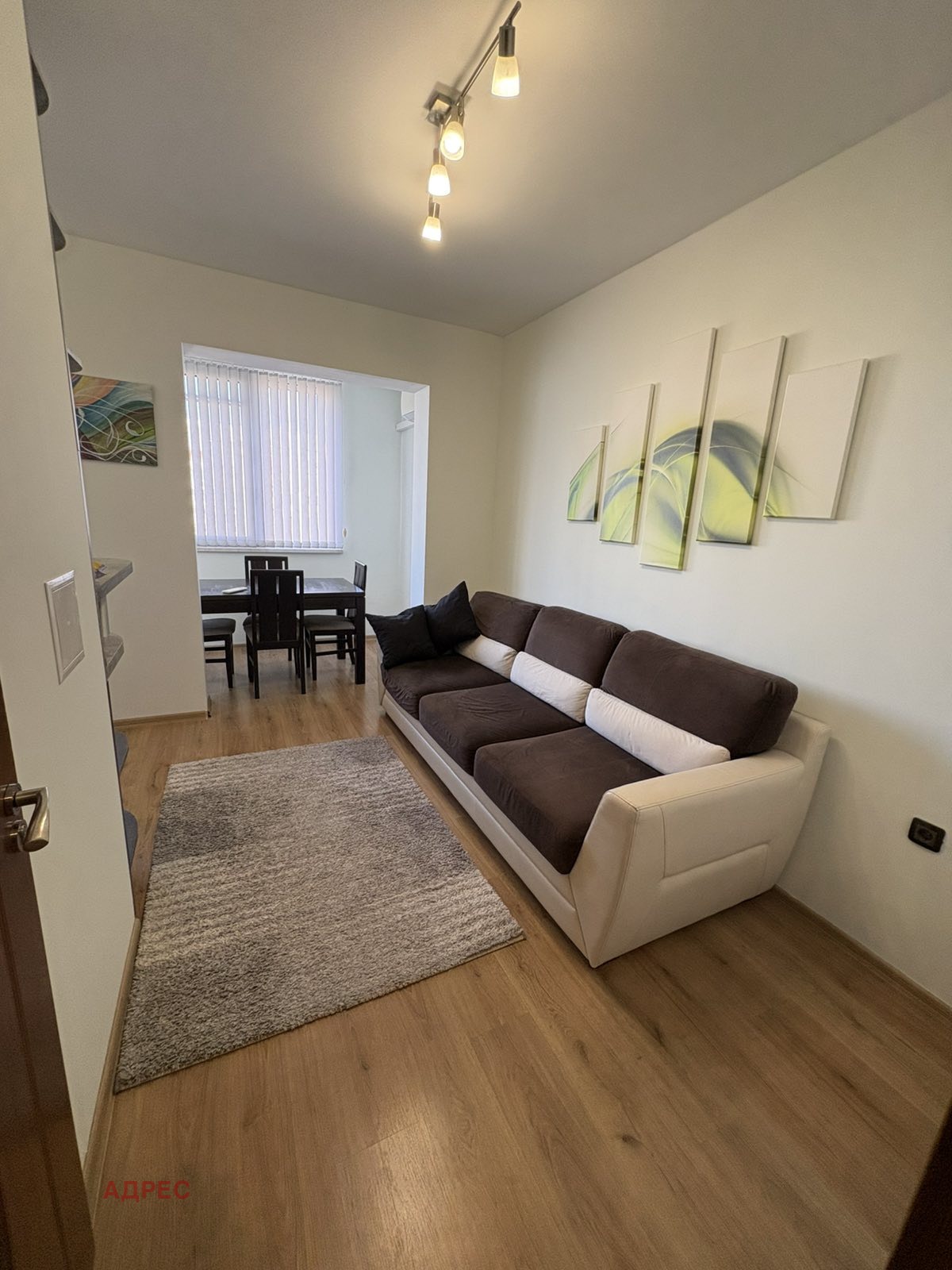 Дава под наем 3-СТАЕН, гр. Варна, Цветен квартал