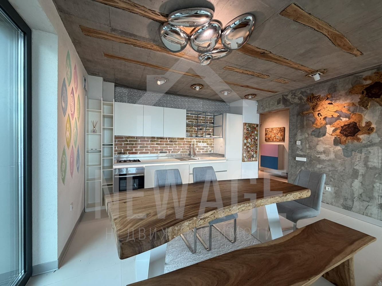 Дава под наем МНОГОСТАЕН, гр. Варна, Свети Никола