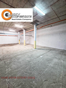 ГАРАЖ, ПАРКОМЯСТО, 15 m2