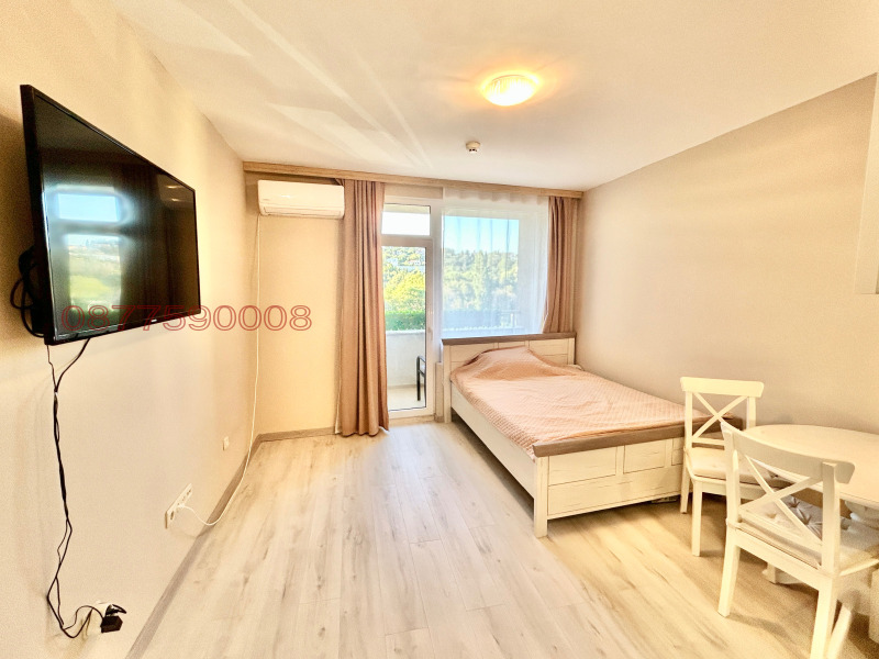 Do wynajęcia  Studio Warna , k.k. Sw.Sw. Konstantin i Elena , 30 mkw | 31256997 - obraz [2]