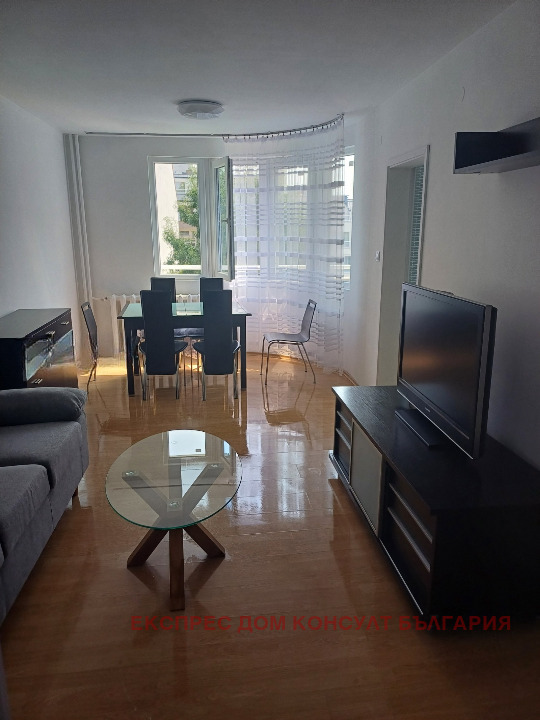 En renta  1 dormitorio Sofia , Zona B-19 , 74 metros cuadrados | 71350874