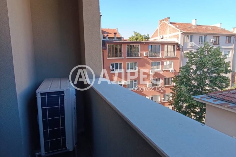 Издаје се  2 спаваће собе Софија , Центар , 80 м2 | 17090711 - слика [13]