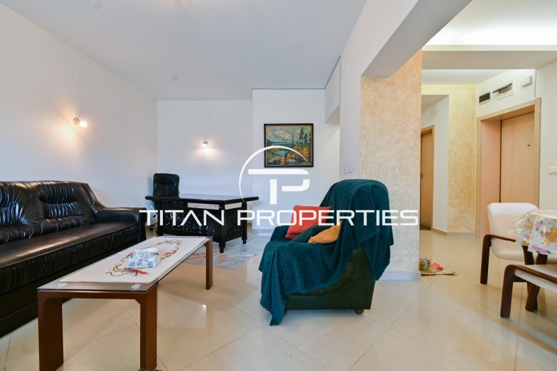 Дава под наем 3-СТАЕН, гр. София, Лозенец, снимка 6 - Апартаменти - 51916209