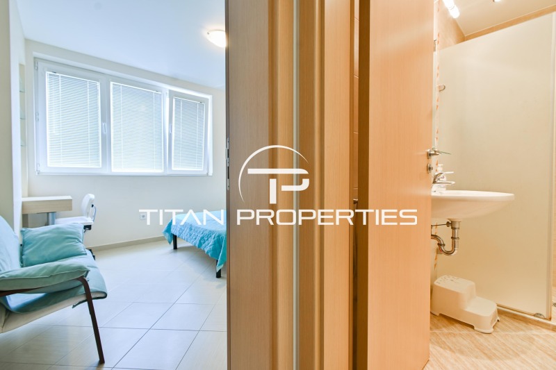 Дава под наем 3-СТАЕН, гр. София, Лозенец, снимка 11 - Апартаменти - 51916209