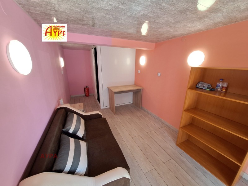 Дава под наем БИЗНЕС ИМОТ, гр. Враца, Център