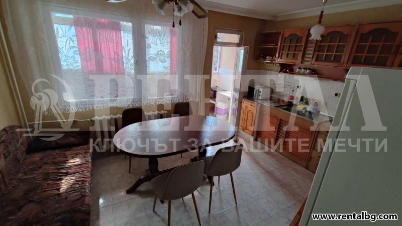 De inchiriat  3+ dormitor Plovdiv , Cârșiiaca , 110 mp | 65888686 - imagine [17]